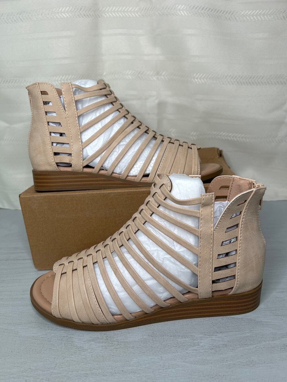 Journee Collection Delilah Gladiator Wedge Sandals Nude Womens Size 7 Wide